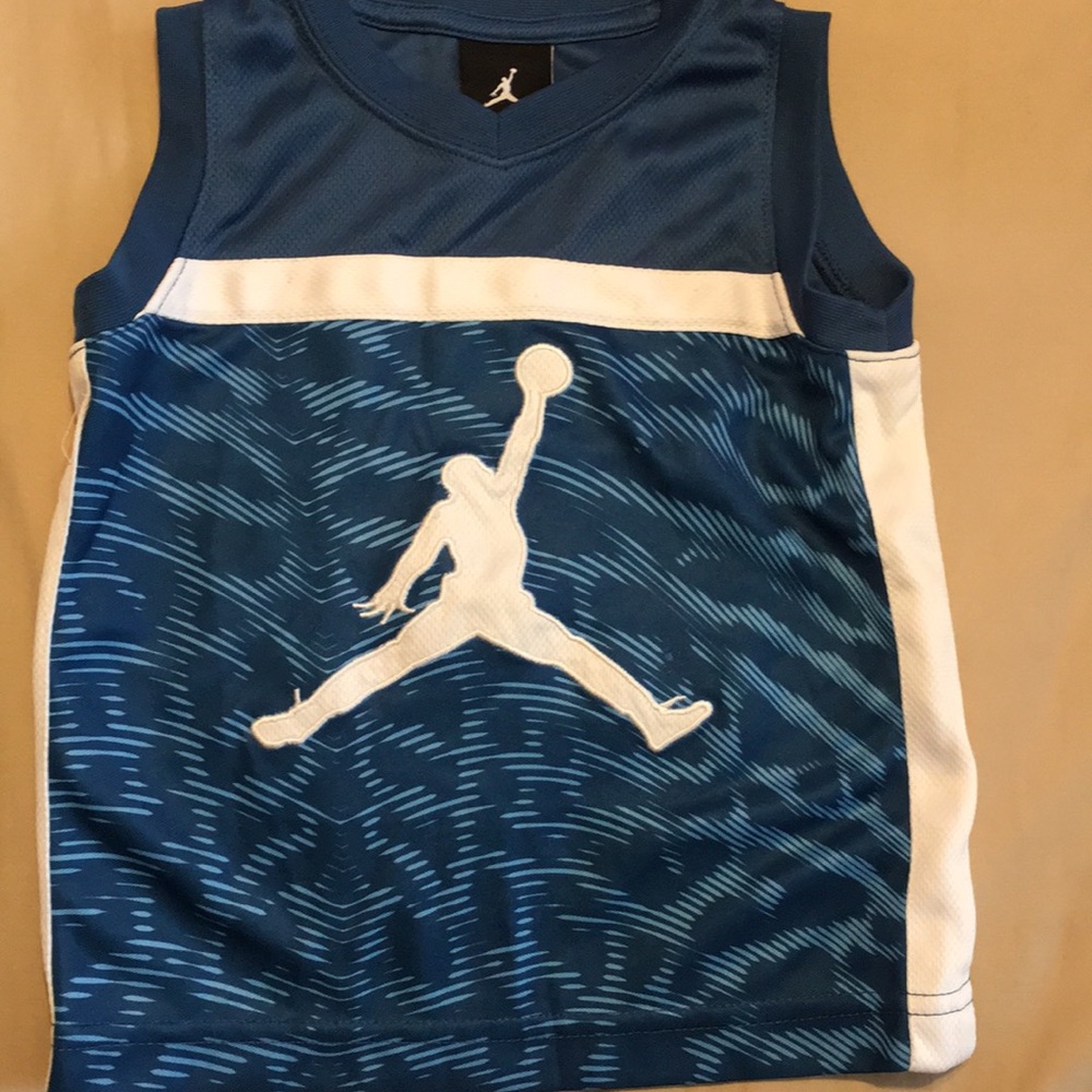 Air Jordan Short Outfit Little Boys 2T